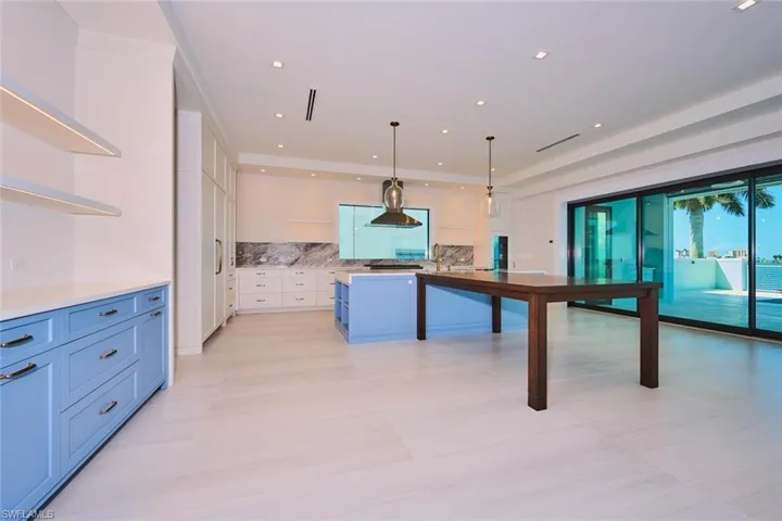 938 San Carlos Dr, Fort Myers Beach, Florida 33931