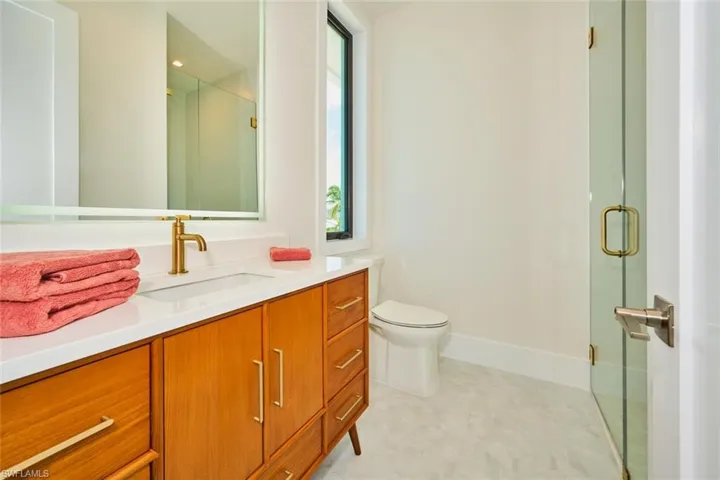 938 San Carlos Dr, Fort Myers Beach, Florida 33931