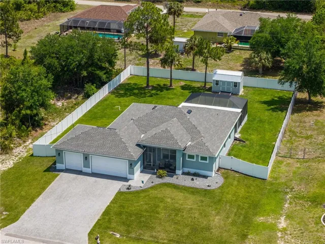908 Hibiscus Ave, Lehigh Acres, Florida 33972