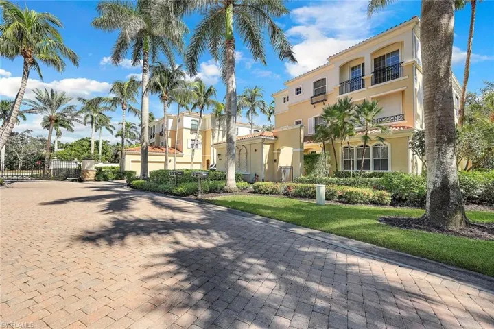 2630 Bolero Dr # 3, Naples, Florida 34109
