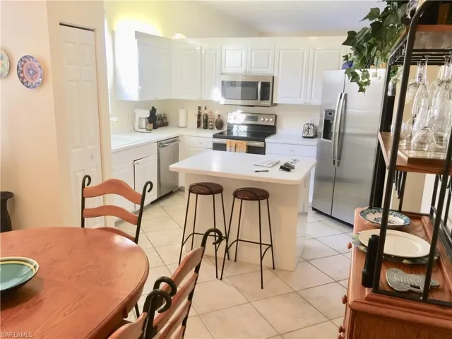 200 Lambiance Cir 201, Naples, Florida 34108