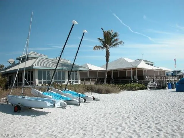 200 Lambiance Cir 201, Naples, Florida 34108