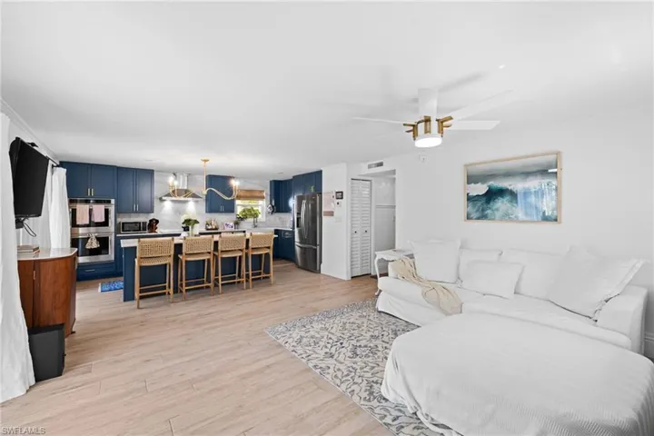 1549  SANDPIPER  ST, Naples, FL 34102