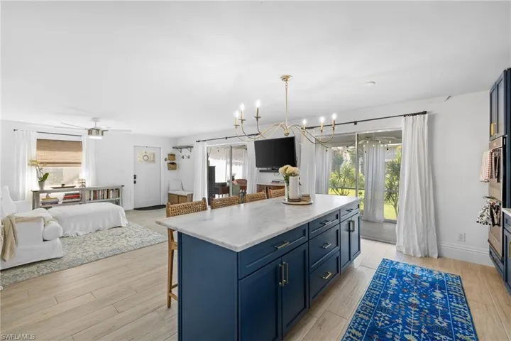 1549  SANDPIPER  ST, Naples, FL 34102