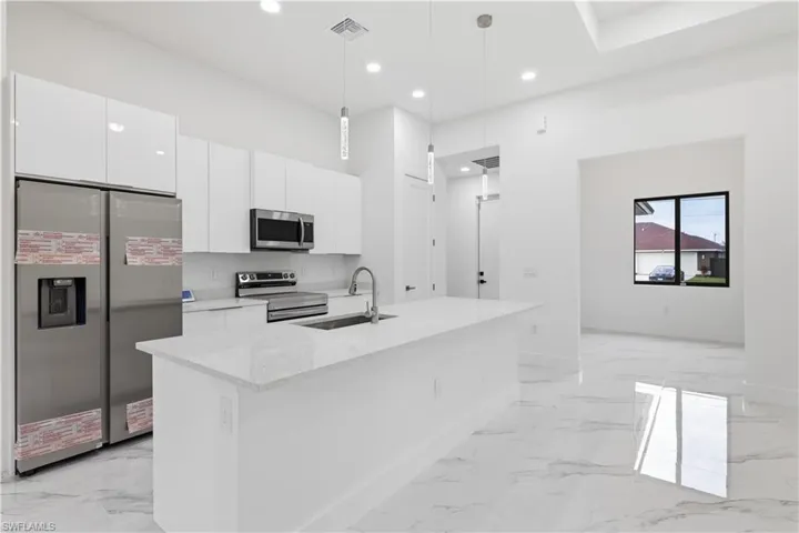 1436 Graham Cir, Lehigh Acres, Florida 33936