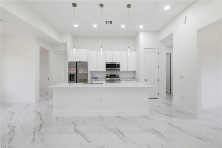 1436 Graham Cir, Lehigh Acres, Florida 33936
