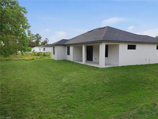 1436 Graham Cir, Lehigh Acres, Florida 33936