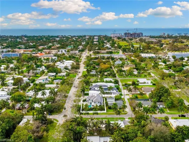 7th Ave North goes straight to the Beach and Gulf where you will find the new Naples Beach Hotel by Four Seasons!  Homes on 7th Ave N are some of the finest homes in all of Naples.