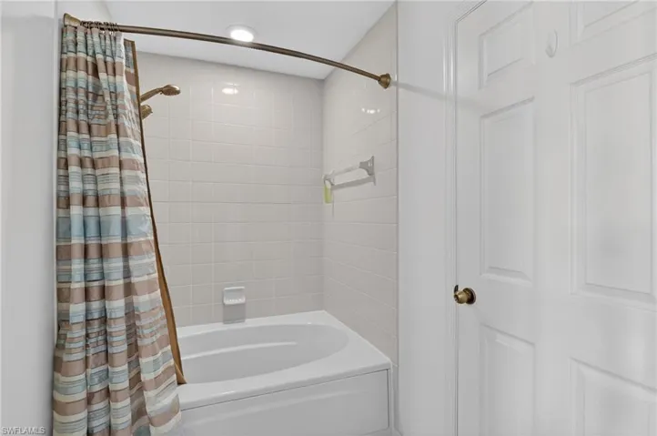 Bathroom with shower / tub combo