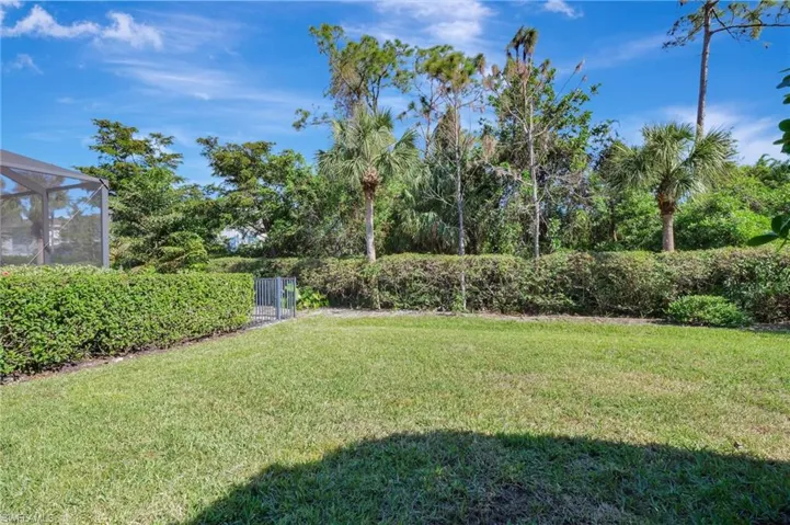 3621  Canopy  CIR, Naples, FL 34120
