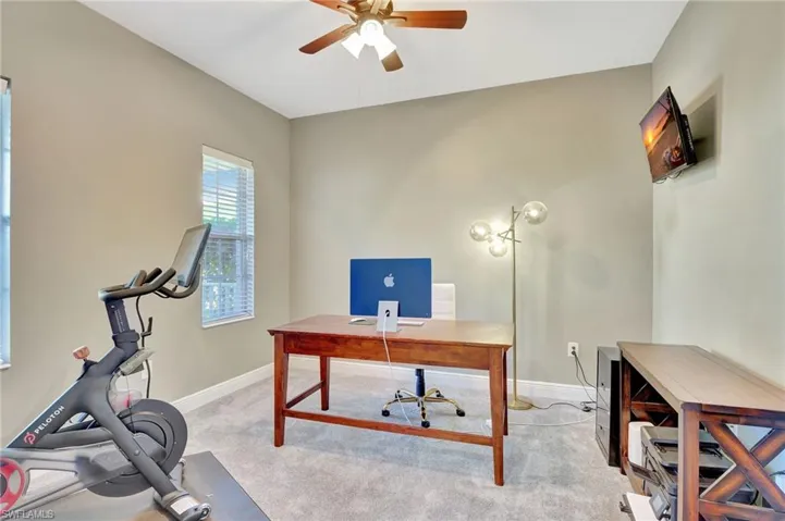 3621  Canopy  CIR, Naples, FL 34120