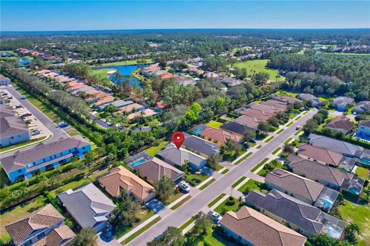 3621  Canopy  CIR, Naples, FL 34120