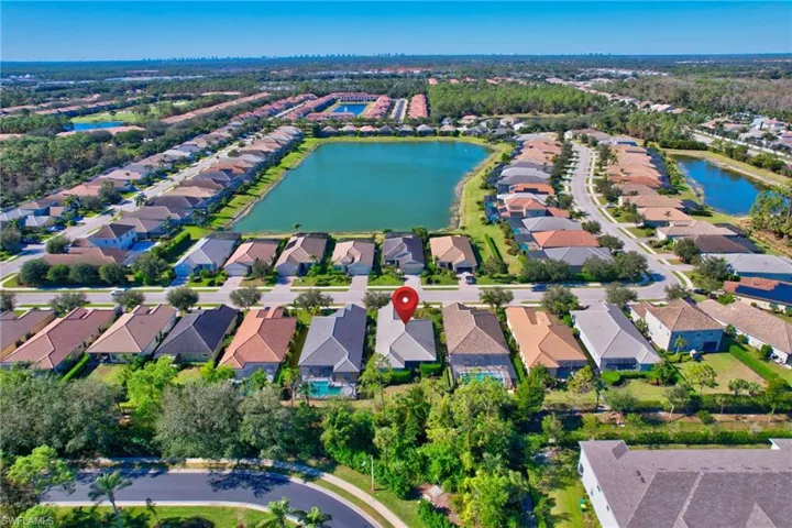 3621  Canopy  CIR, Naples, FL 34120