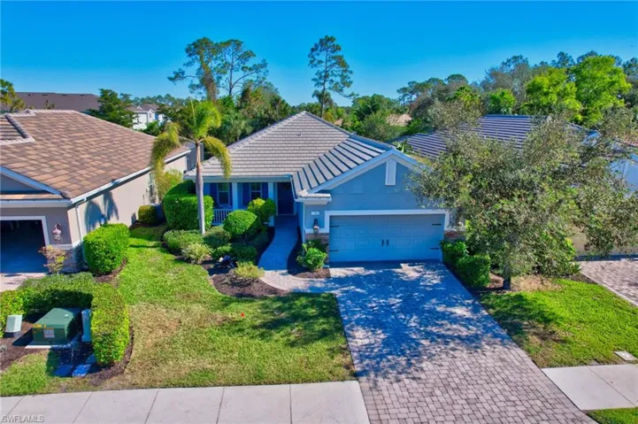 3621  Canopy  CIR, Naples, FL 34120