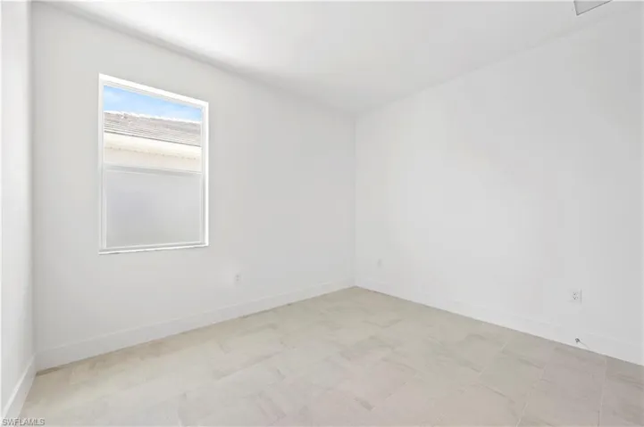 Additional bedroom