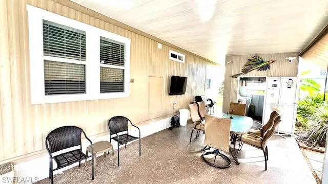 5520 Colonial Rd, North Fort Myers, Florida 33917