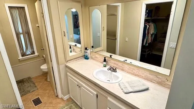 5520 Colonial Rd, North Fort Myers, Florida 33917