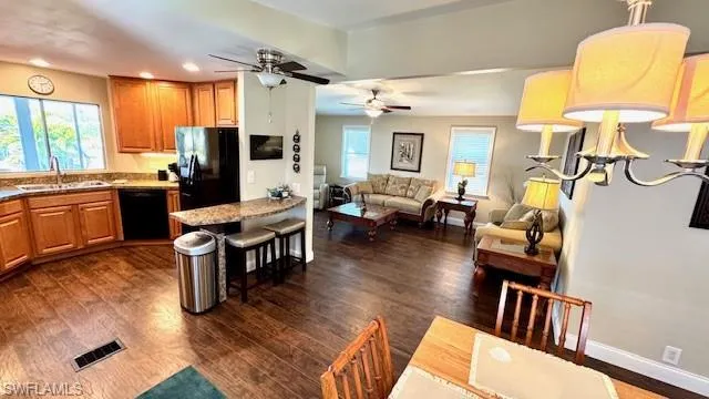 5520 Colonial Rd, North Fort Myers, Florida 33917