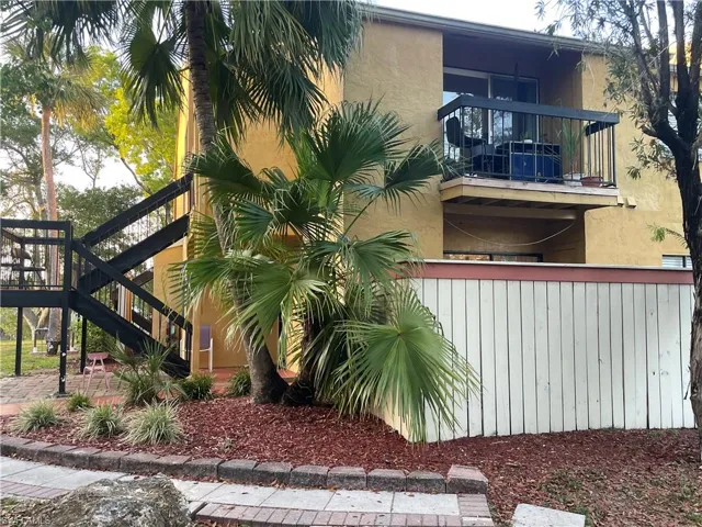 2915  Winkler  AVE, Fort Myers, FL 33916