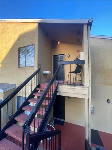 2915  Winkler  AVE, Fort Myers, FL 33916