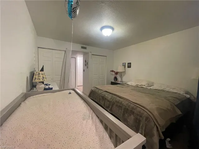 2915  Winkler  AVE, Fort Myers, FL 33916