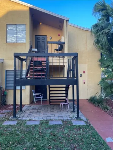 2915  Winkler  AVE, Fort Myers, FL 33916