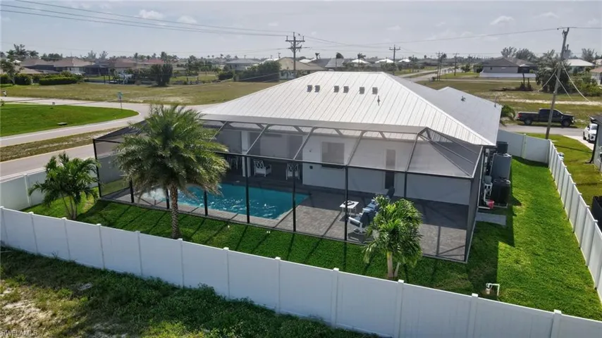 Fenced-in yard