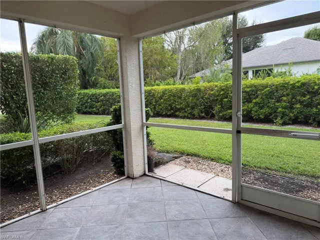 7755 Jewel Ln 103, Naples, Florida 34109