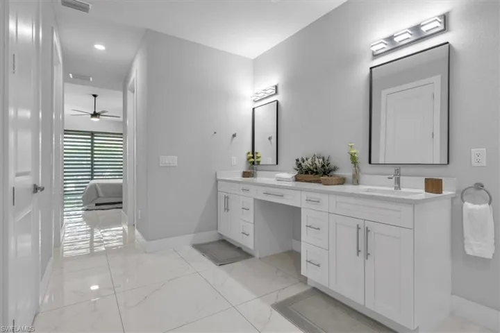 1716 Sw 44th Ter, Cape Coral, Florida 33914