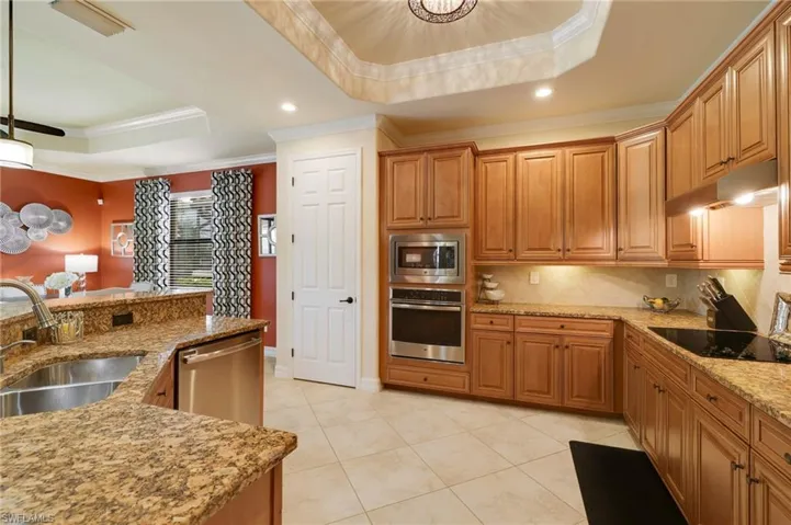 28522 Westmeath Ct, Bonita Springs, Florida 34135