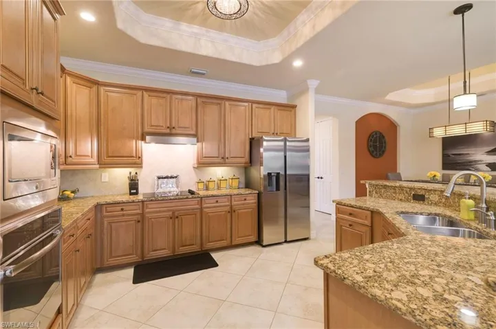 28522 Westmeath Ct, Bonita Springs, Florida 34135
