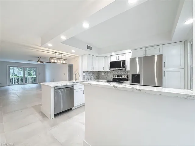 4701  Martinique  DR, Coconut Creek, FL 33066