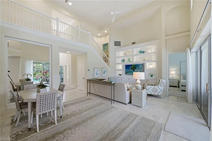 2292  Island Cove  CIR, Naples, FL 34109