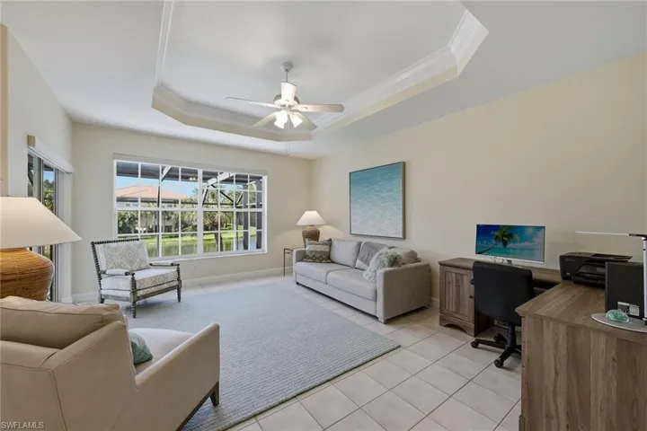 2292  Island Cove  CIR, Naples, FL 34109