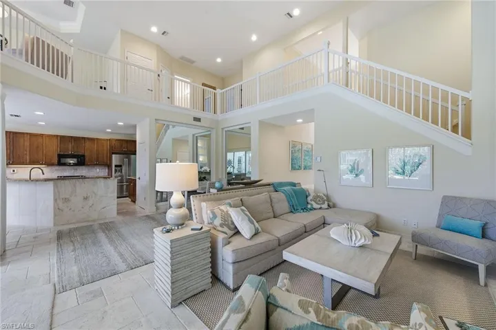 2292  Island Cove  CIR, Naples, FL 34109