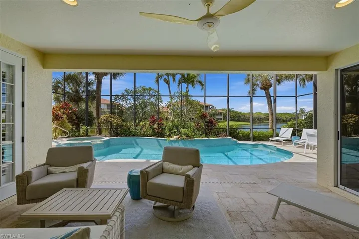 2292  Island Cove  CIR, Naples, FL 34109
