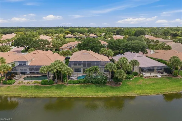 2292  Island Cove  CIR, Naples, FL 34109