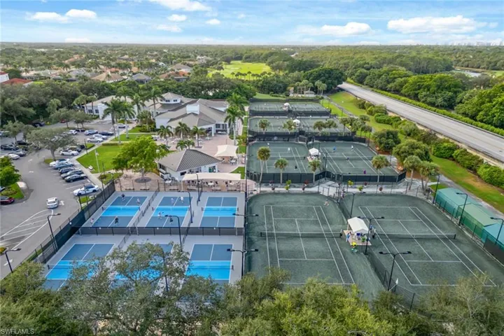 2292  Island Cove  CIR, Naples, FL 34109