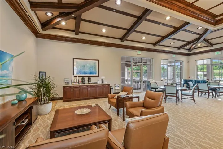 2292  Island Cove  CIR, Naples, FL 34109