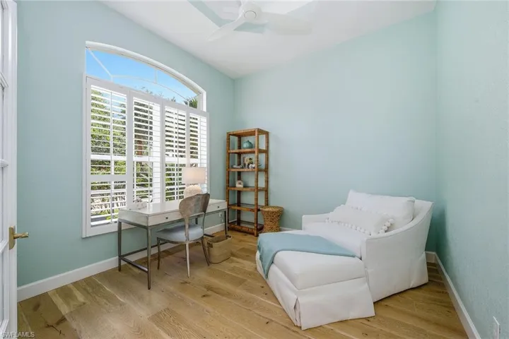 2292  Island Cove  CIR, Naples, FL 34109