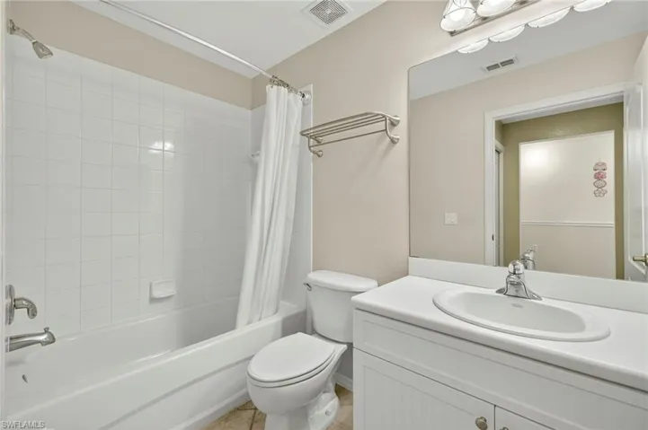 8341 Whiskey Preserve Cir 512, Fort Myers, Florida 33919