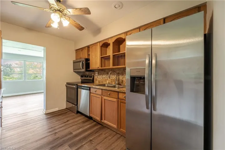 900 Grant Ln, Lehigh Acres Fl 33936
