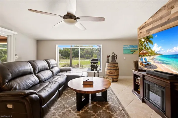 2310 Abbott Ave, Alva, Florida 33920