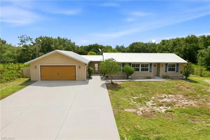 2310 Abbott Ave, Alva, Florida 33920