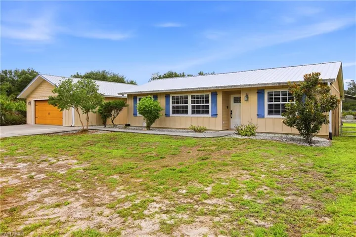 2310 Abbott Ave, Alva, Florida 33920