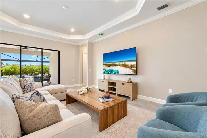 15140 Pescara St, Naples, Florida 34114