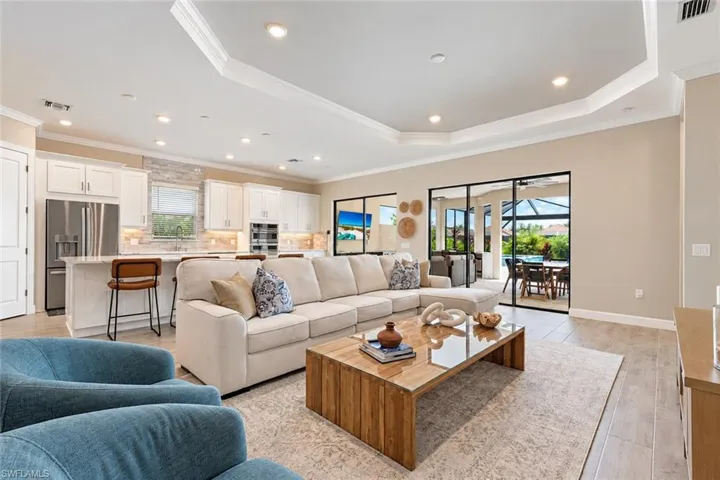 15140 Pescara St, Naples, Florida 34114
