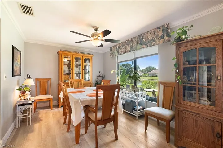 104 Brittany Ct, Naples, Florida 34112