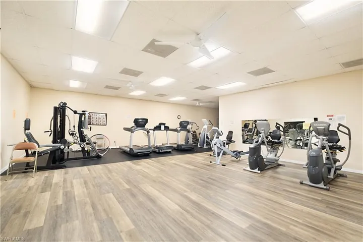 104 Brittany Ct, Naples, Florida 34112