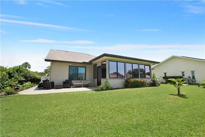 104 Brittany Ct, Naples, Florida 34112
